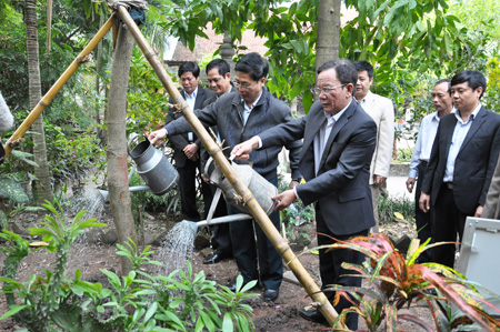 Đoàn đại biểu Tỉnh ủy, HĐND, UBND, Ủy ban MTTQ tỉnh Sơn La thăm và làm việc tại tỉnh Hưng Yên
